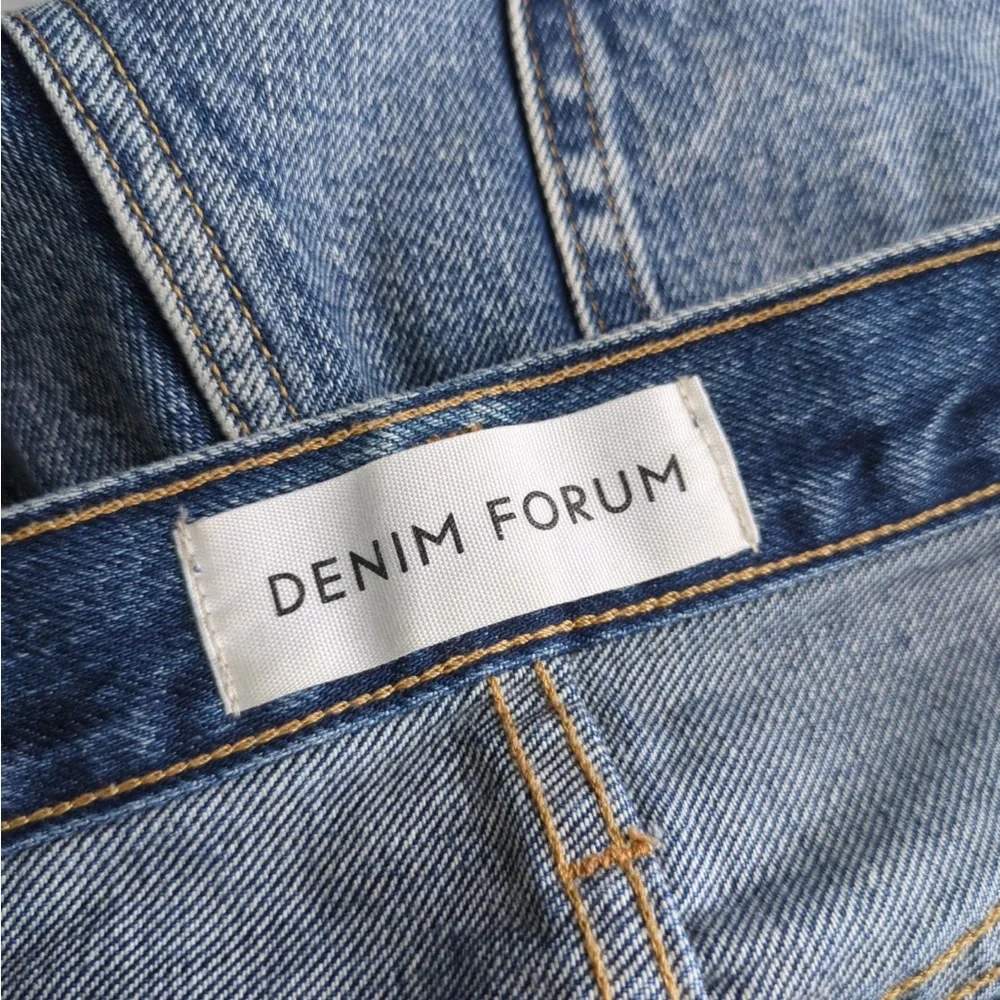 2x 👯‍♀️Host Pick⚡️Denim Forum (Aritzia) The Ex Boyfriend Short - Picture 10 of 13